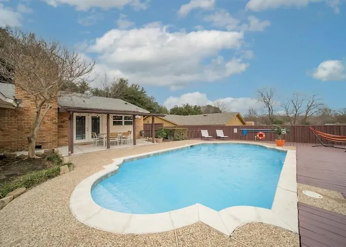 Open Space Home For Family Groups With Privat Pool