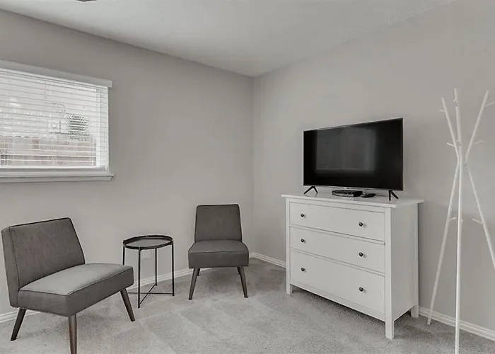 Open Space Home For Family Groups With Privat Pool